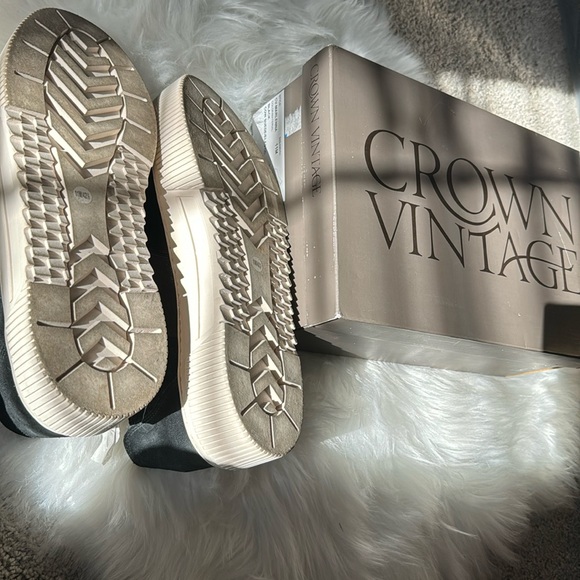 Crown Vintage Black Cow Suede/Elastic - Picture 4 of 5